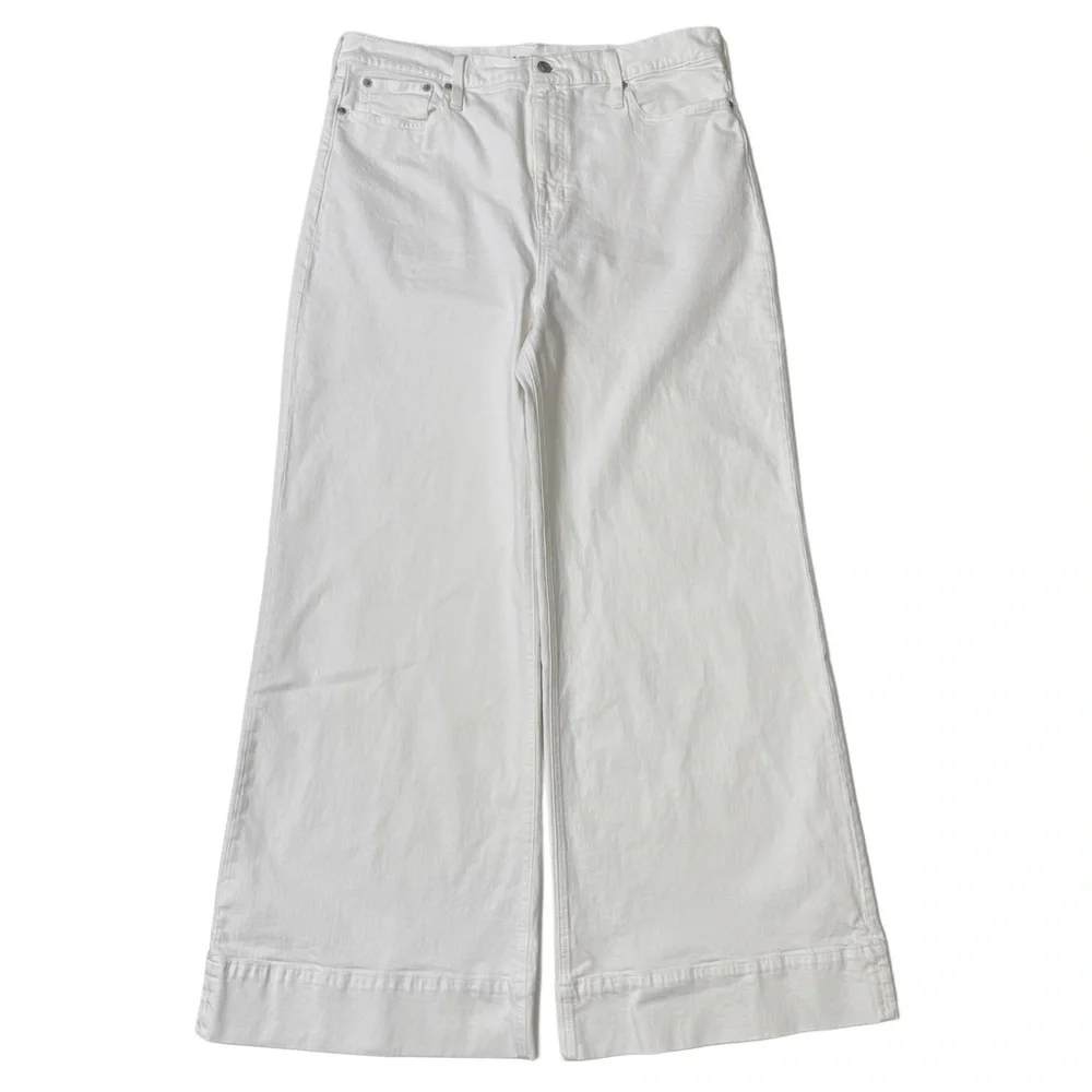 {J. Crew} 